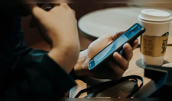Las nuevas reglas para la reposición de chips buscan impedir que delincuentes accedan a cuentas bancarias y otros servicios vinculados al número telefónico.