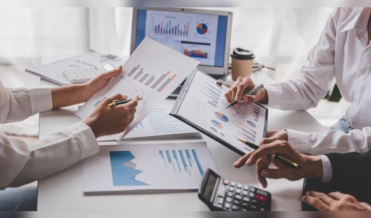 Existen diversas opciones, como el Nuevo RUS, RER, RMT y el Régimen General, cada uno adaptado a diferentes necesidades y tamaños de empresa. Fuente:Shutterstock.  