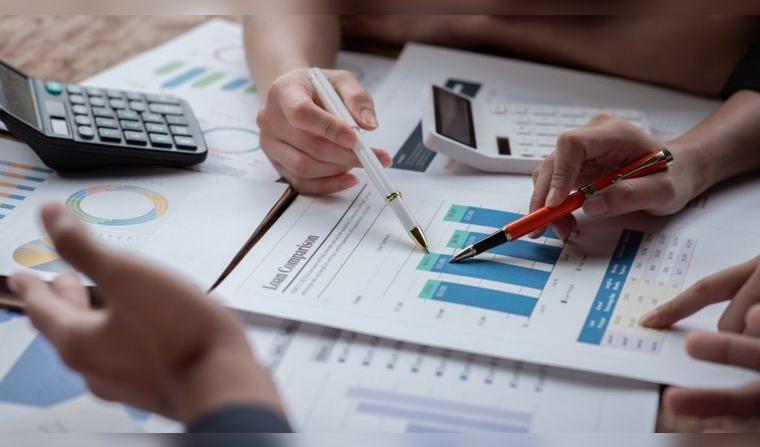 Para gestionar con éxito tu contabilidad, reúne documentos financieros, separa finanzas personales y de negocio. Fuente: Difusión.  