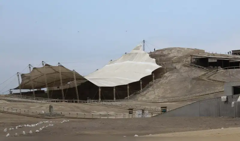 Museo de sitio del Complejo Arqueológico El Brujo.  