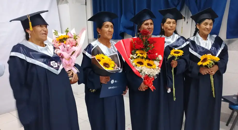 El MIMP, PRONABEC, CMAN y SENATI promueven la culminación exitosa de los estudios de los beneficiarios de la Beca Técnico Productiva REPARED en Ayacucho